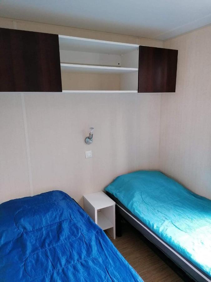 Le Domaine Des Iscles Otel La Roque-d'Antheron Dış mekan fotoğraf